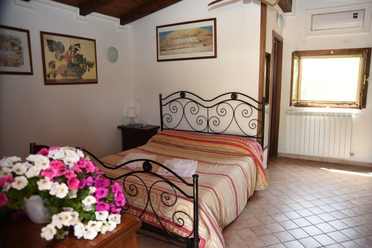 Вилла Agriturismo Casale Pepe Палестрина Экстерьер фото